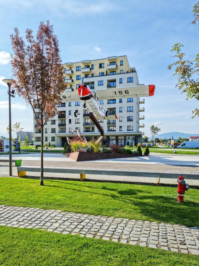 Ara Apart Hotel Brasov Ngoại thất bức ảnh