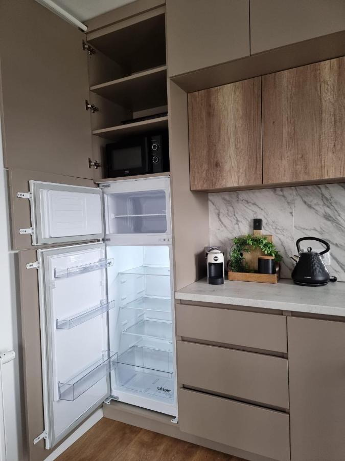 Ara Apart Hotel Brasov Ngoại thất bức ảnh